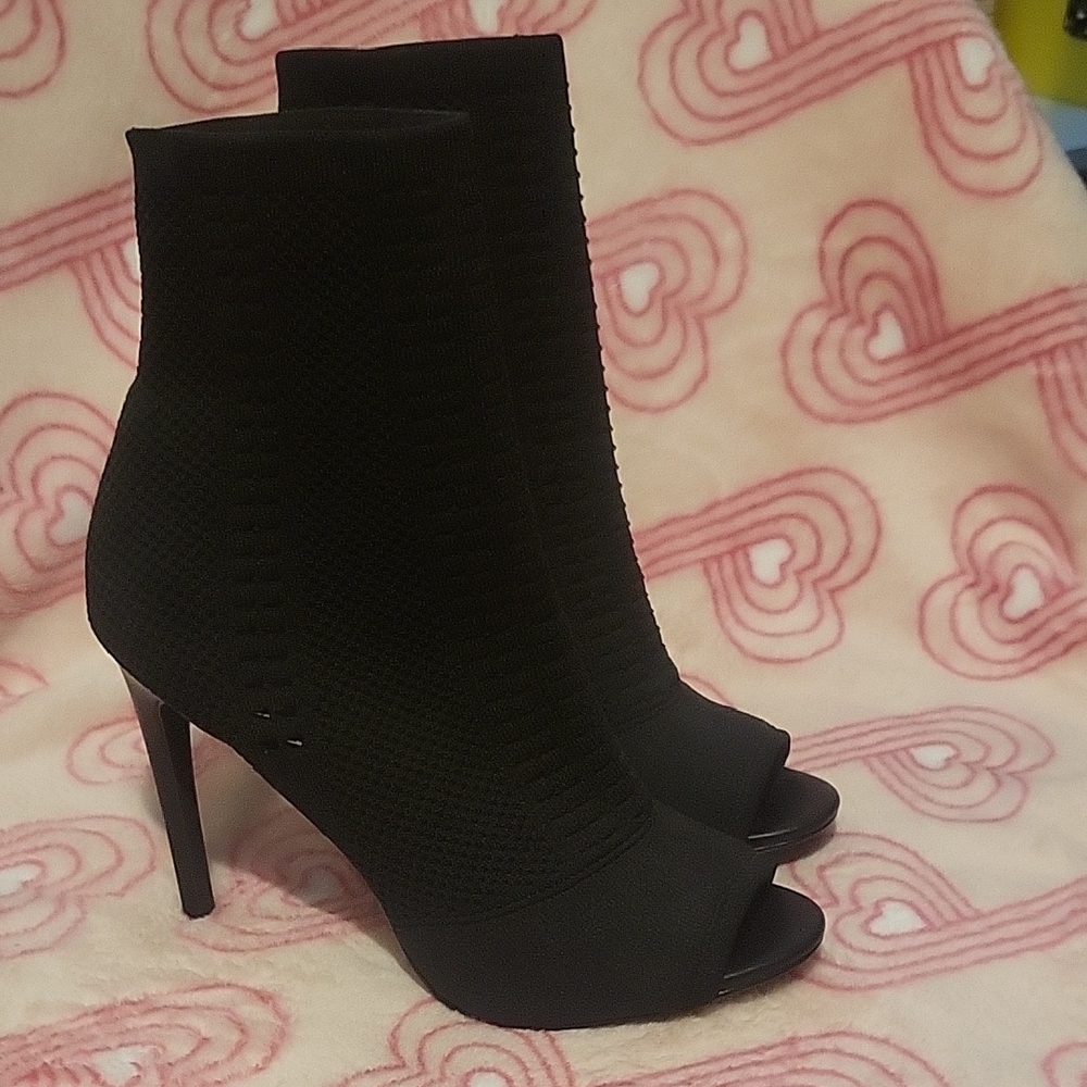 Steve Madden Black Peep-Toe Knit Stiletto Booties